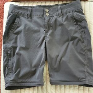 𝅺Marmot Women’s Charcoal Gray Outdoor Performance Camping Hiking Long Shorts